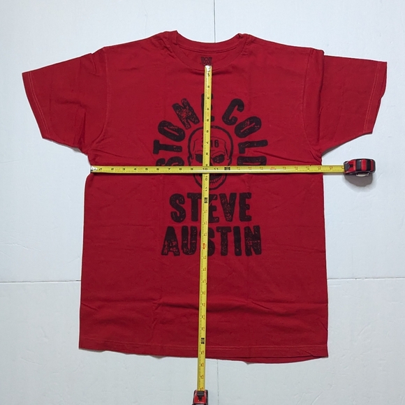 Stone Cold Steve Austin red shirt. 3:16 WWE mens large. Used. Ripple Junction - Picture 4 of 7